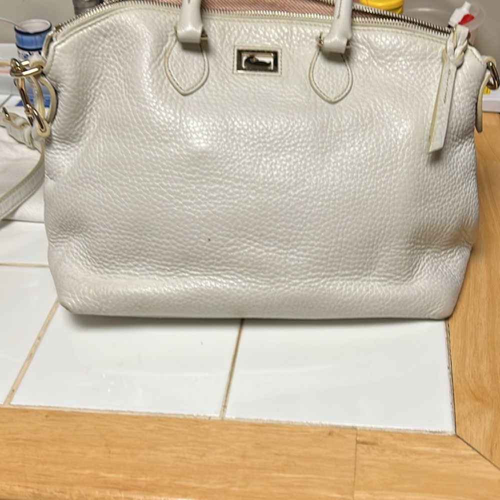Vintage Dooney Bourke Pebbled Ivory Handbag